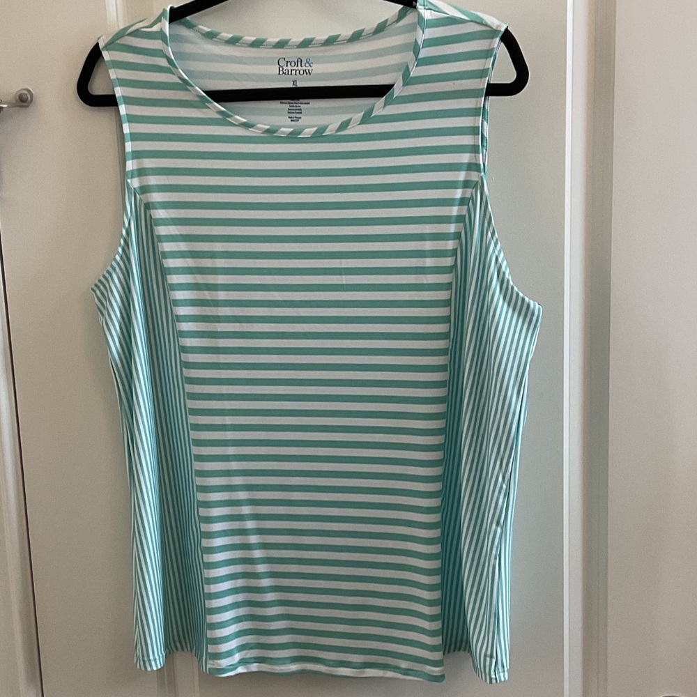 Croft & Barrow Women's Aqua and White Striped Tank Top